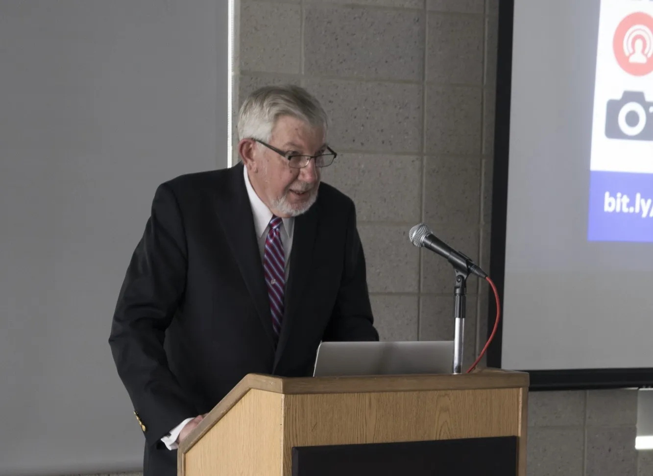 Michael Purdy, Executive VMichael Purdy,  President for Research and Professor of Earth and Environmental Sciences